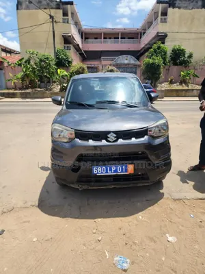 Suzuki S-Presso 2023 Marron