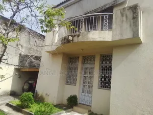 4chbre Duplex dans Ange Immobilier, Cocody à Vendre
