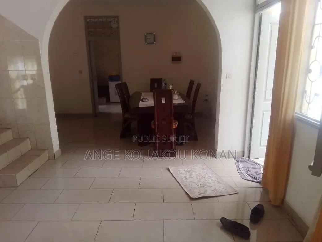 4chbre Duplex dans Ange Immobilier, Cocody à Vendre