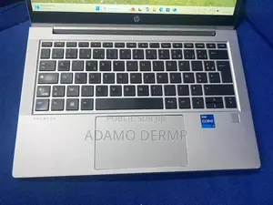 Nouveau HP EliteBook 840 G3 6GB Intel Core Ultra 7 HDD+SSD 512GB