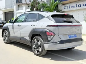 Nouveau Hyundai Kona Limited AWD 2025 Beige