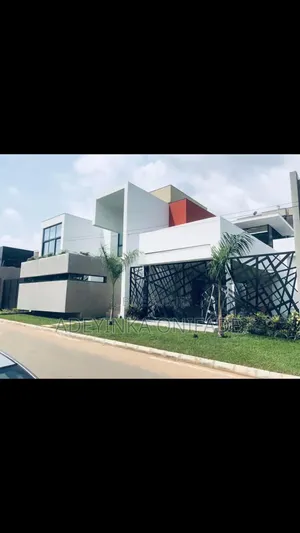 Meublé 5chbre Duplex dans Cite Anono, Cocody à Vendre
