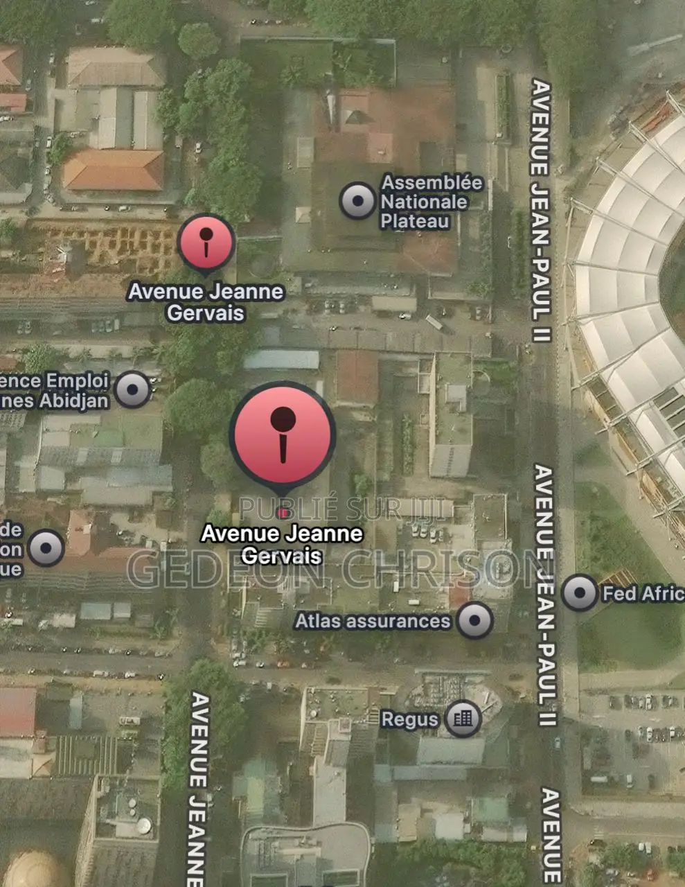 À Louer — Terrain 2 500 M2 | Plateau