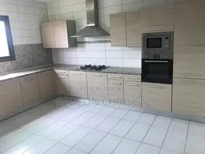3chbre Appartement dans Deux Plateaux à Louer