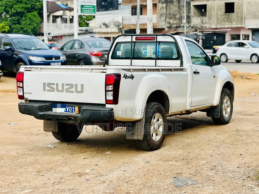 Isuzu D-MAX 2022 Blanc