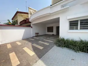 5chbre Villa dans Deux Plateaux à Louer