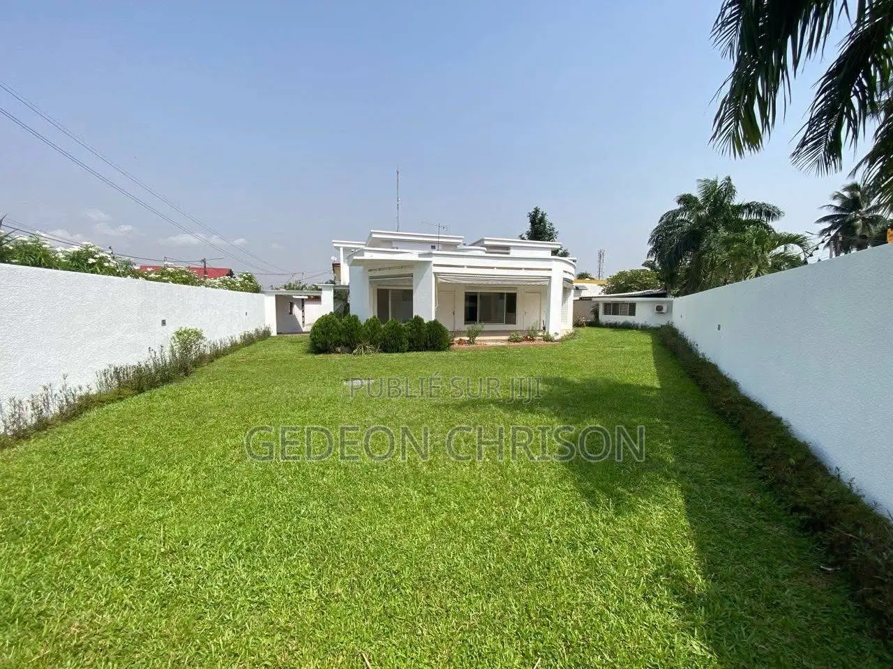 5chbre Villa dans Deux Plateaux à Louer