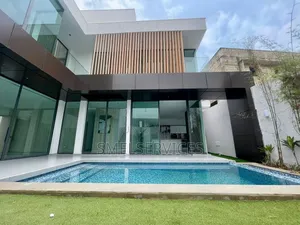 3chbre Duplex dans Smelservices, Cocody à Vendre