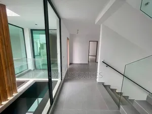3chbre Duplex dans Smelservices, Cocody à Vendre