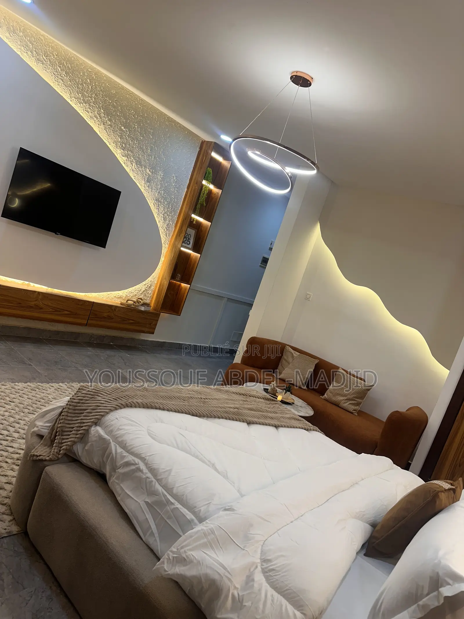 Meublé 2chbre Appartement dans Ud+ Rbnb Deux à Louer