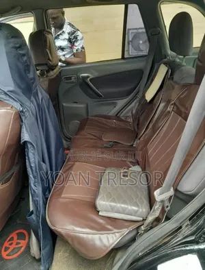 Toyota RAV4 2008 Noir
