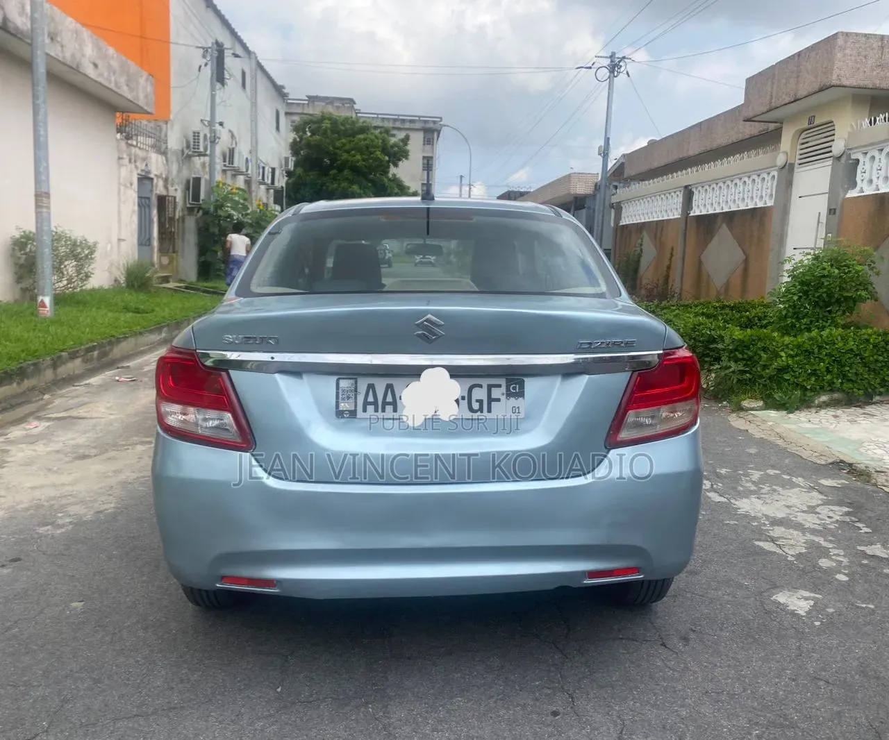 Suzuki Dzire 2024 Bleu