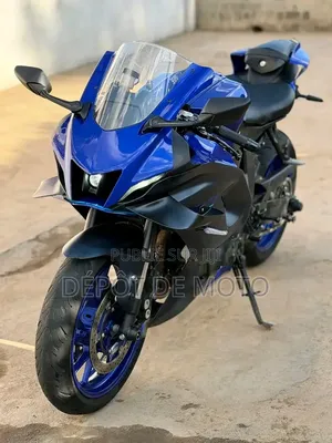 Nouveau Yamaha R6 2024 Bleu