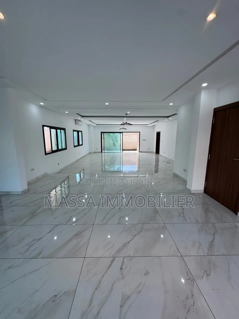 3chbre Appartement dans Massa Immobilier, Deux Plateaux à Vendre