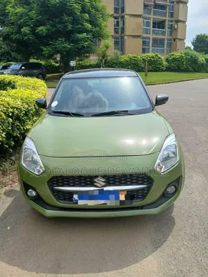 Suzuki Swift 2021 Jaune