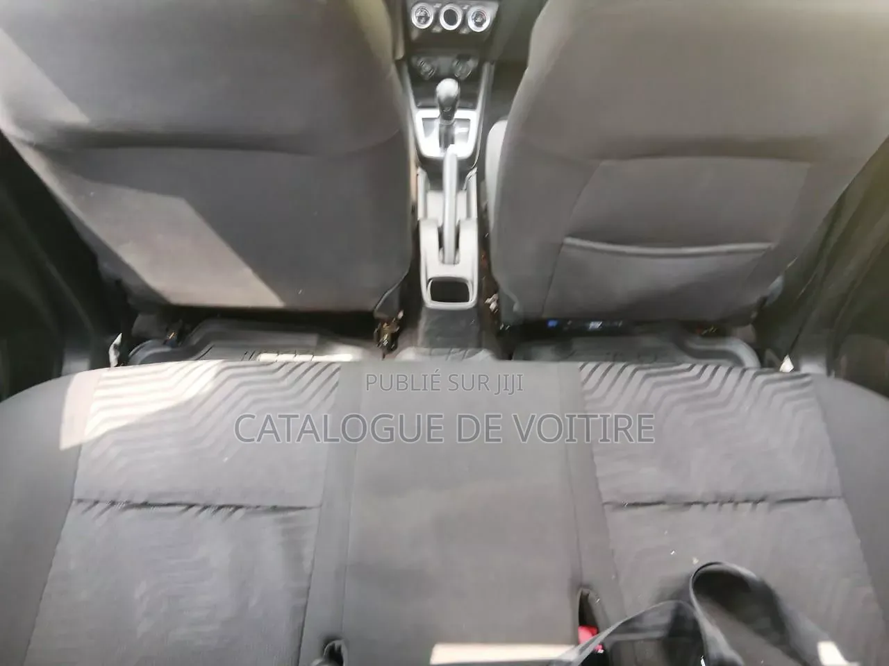 Suzuki Swift 2021 Jaune