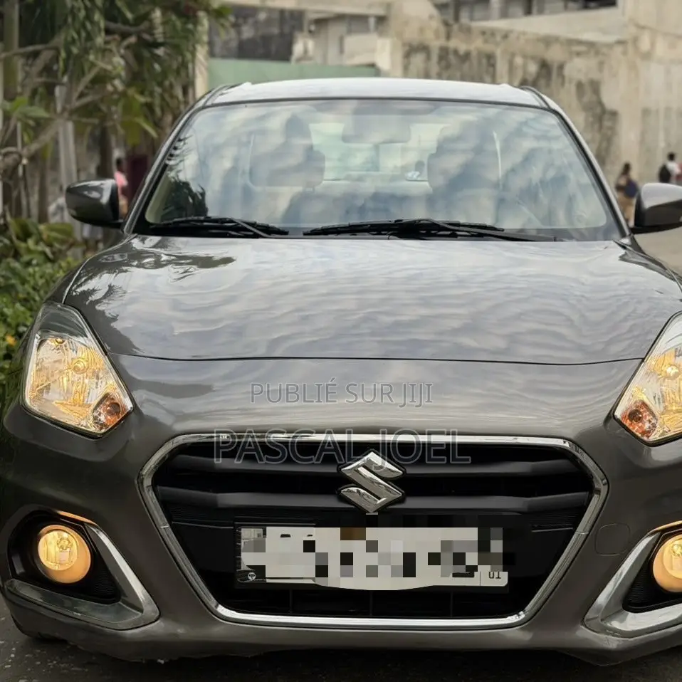 Suzuki Dzire 2024 Gris