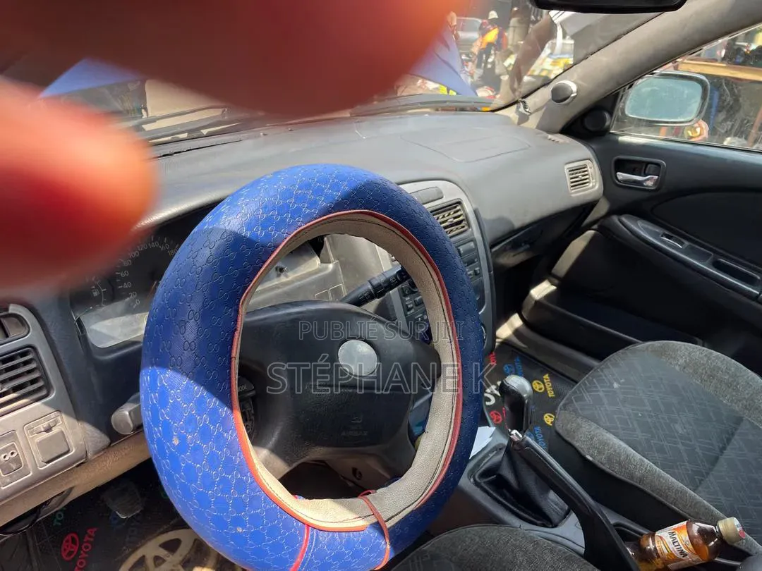 Toyota Avensis 2003 Bleu