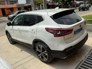 Nissan Qashqai 2017 Gris