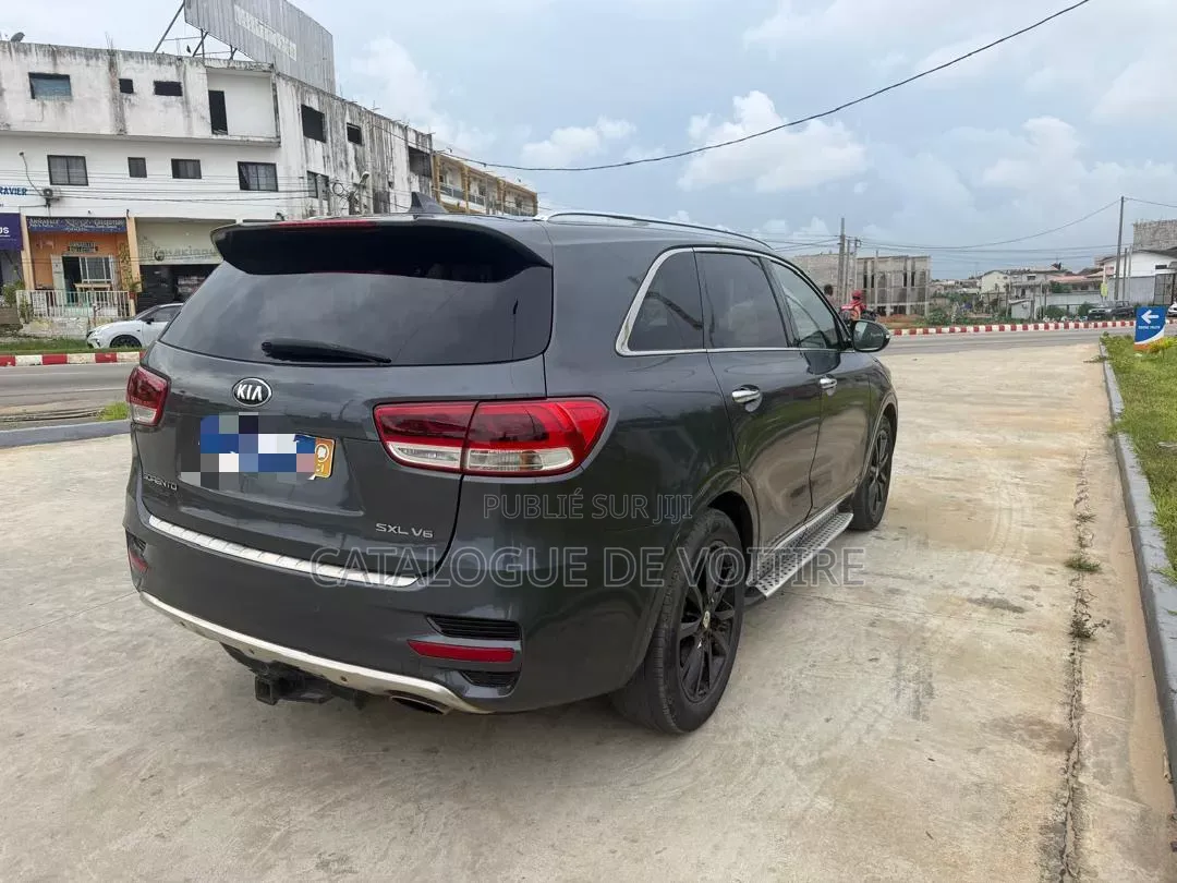 Kia Sorento 4dr SUV 2016 Noir