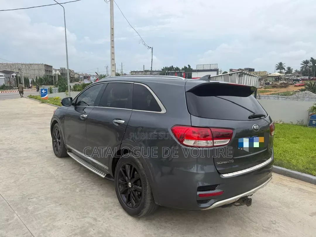 Kia Sorento 4dr SUV 2016 Noir