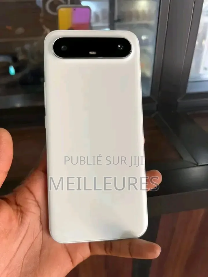 Nouveau Tecno Spark Slim 256 GB Blanc