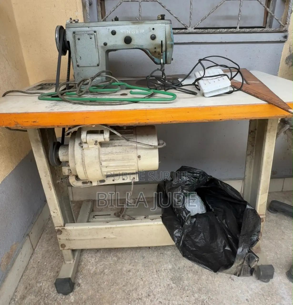 Machine À Coudre