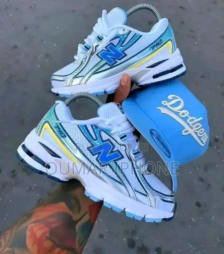 Chaussures Nb Disponible