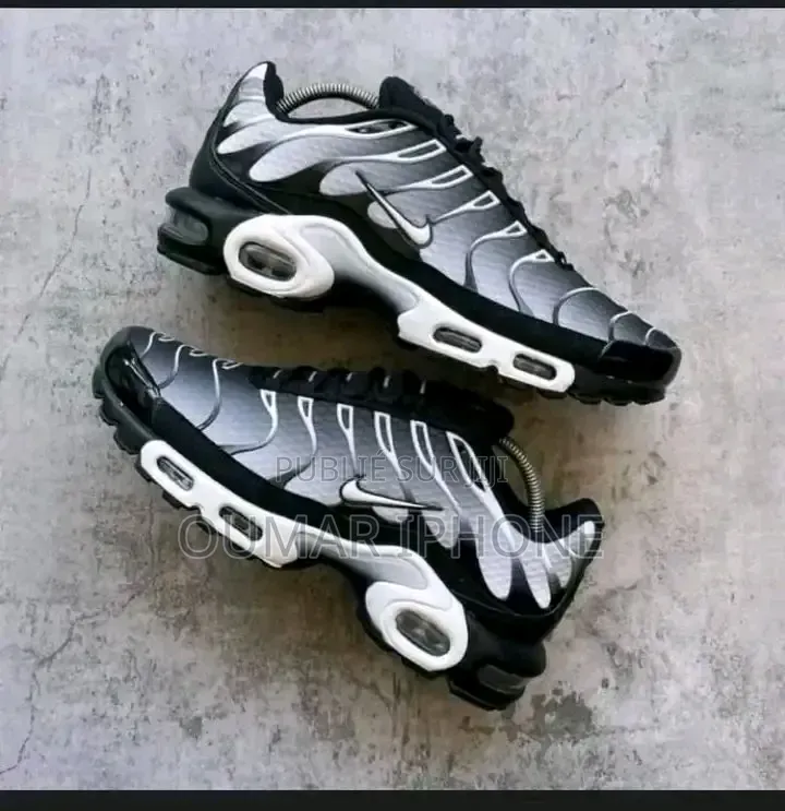 Chaussures Nb Disponible