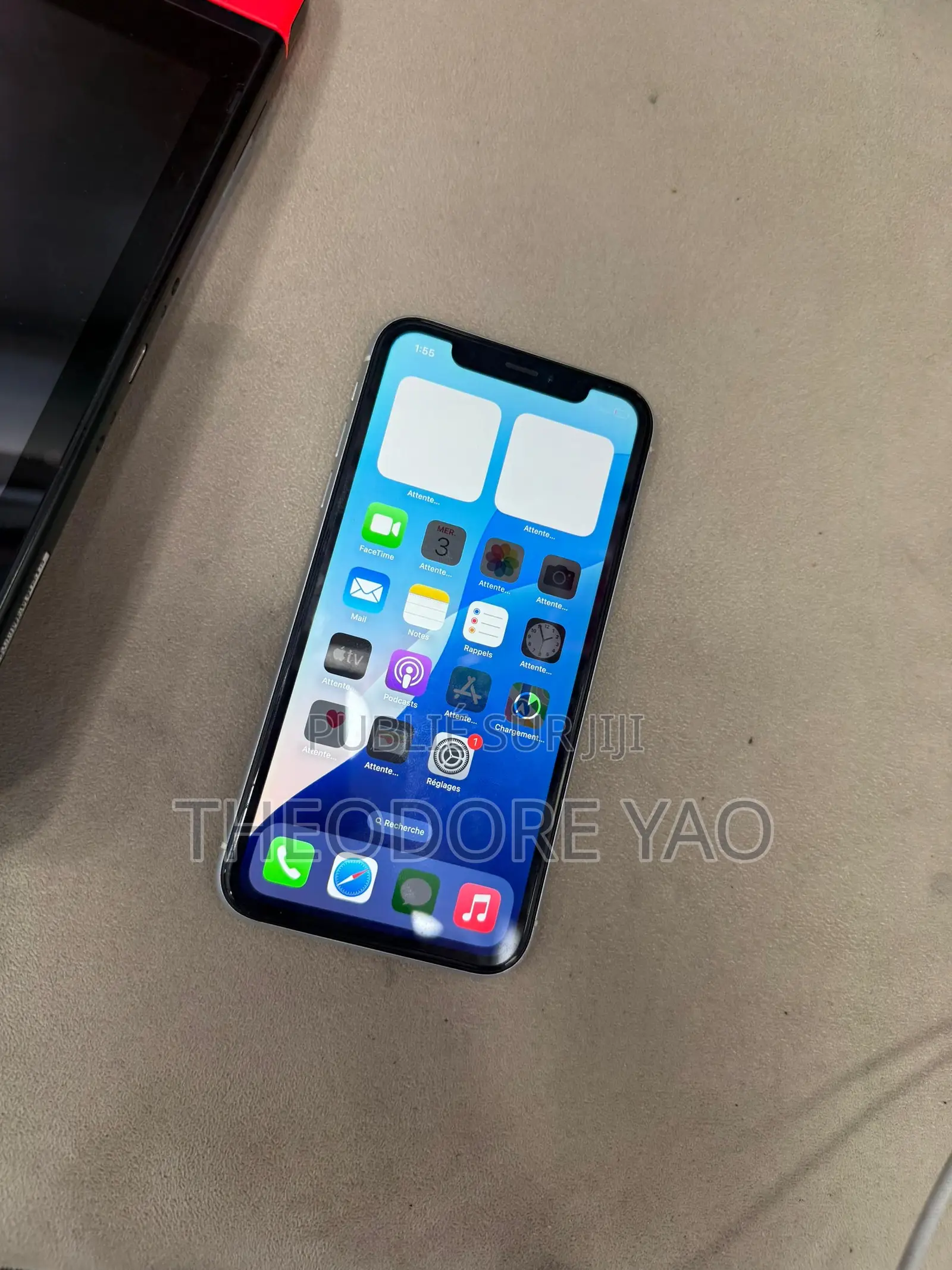 Nouveau Apple iPhone XR 64 GB Blanc