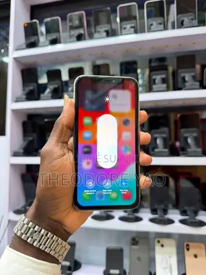 Nouveau Apple iPhone 11 128 GB Blanc