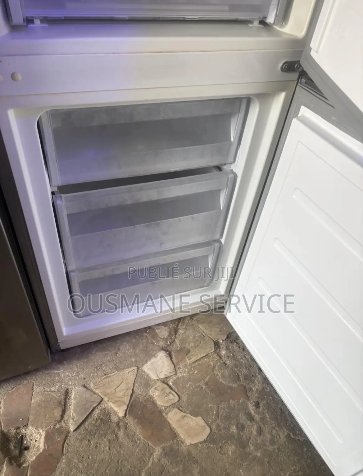 Refligerateur Disponible