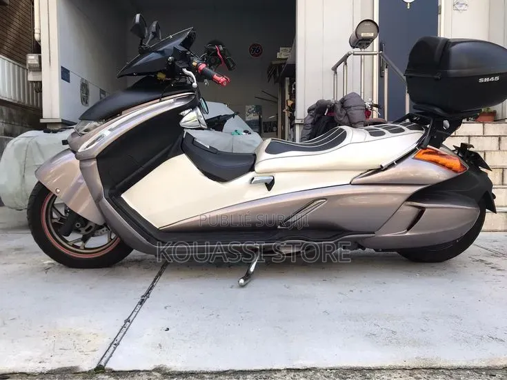 Nouveau Yamaha DT125 2023 Blanc
