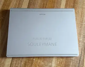 Microsoft Surface Book 2 8GB Intel Core i5 SSD 256GB