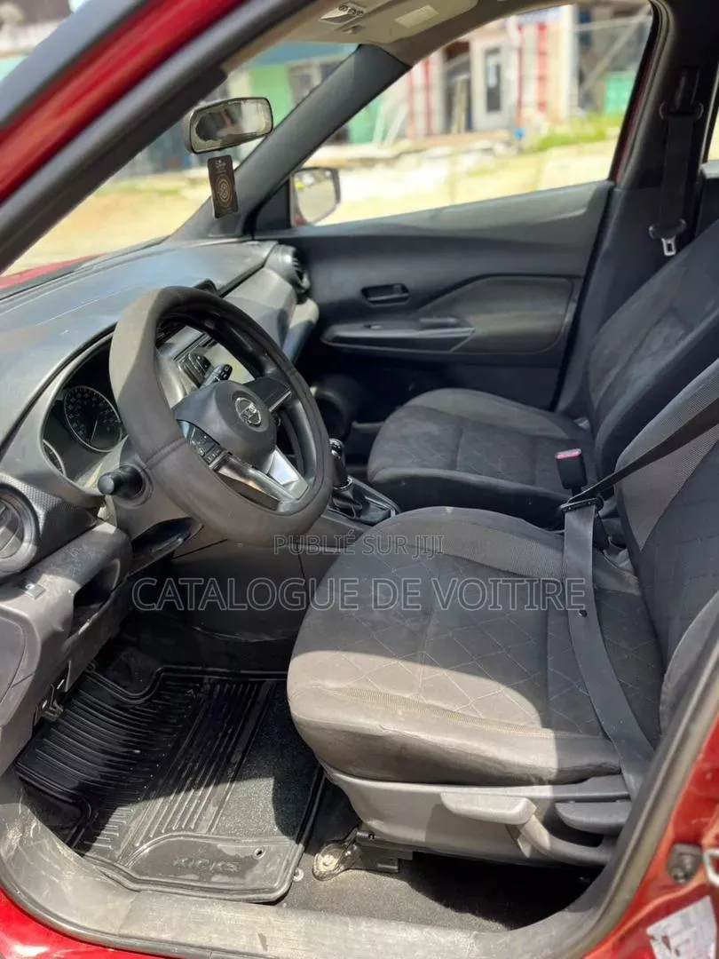 Nissan Kicks 2019 Bordeaux