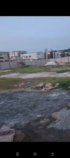Vente De Terrai a Abidjan Cocody Angré Nouveau Chu