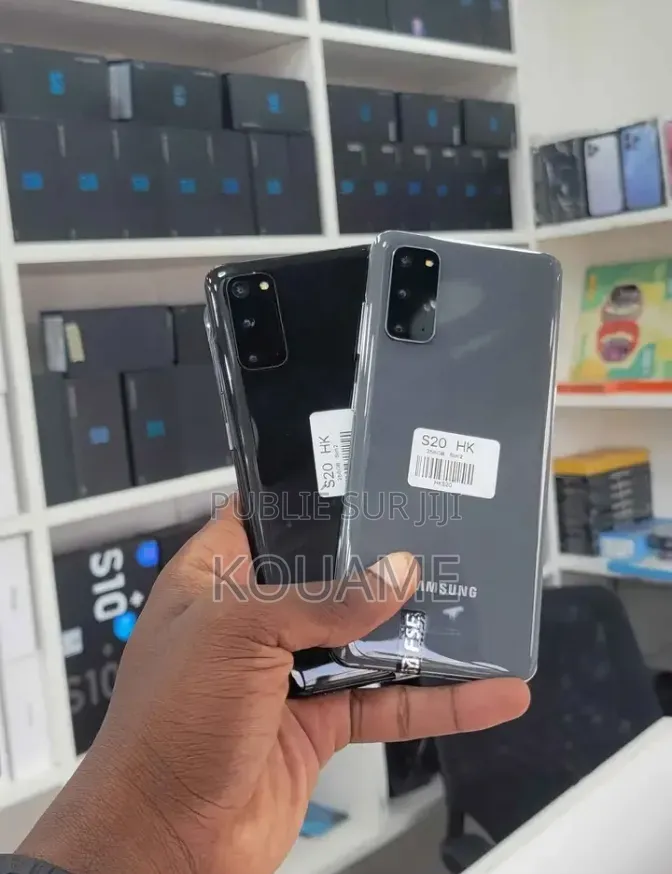 Nouveau Samsung Galaxy S20 128 GB Noir