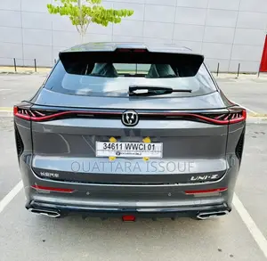 Changan UNI-Z 1.5T Premium 2026 Gris