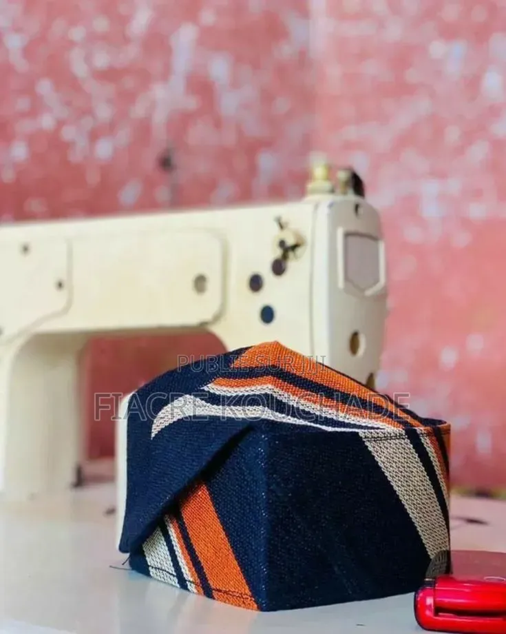 Les Pantalons , Aṣọ Oke,Et Les Cap Gọbi,Etc