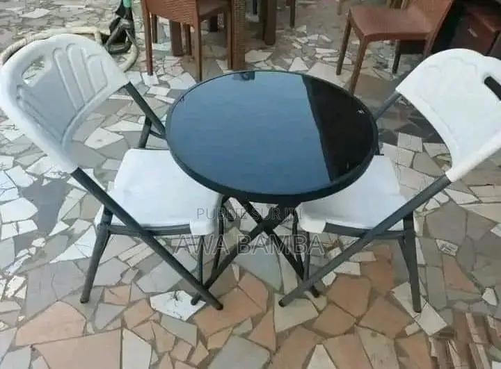 Table De Jardin