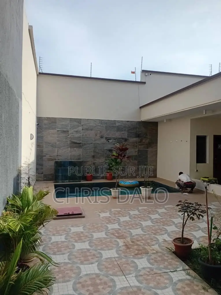 6chbre Duplex dans Duplexe Vente, Cocody à Vendre