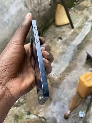 Apple iPhone 13 128 GB Noir