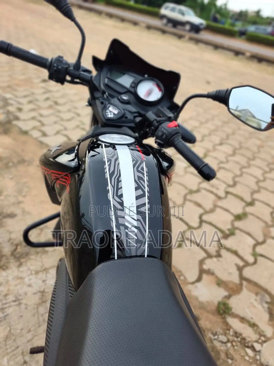 Nouveau TVS Apache 180 RTR 2023 Autre