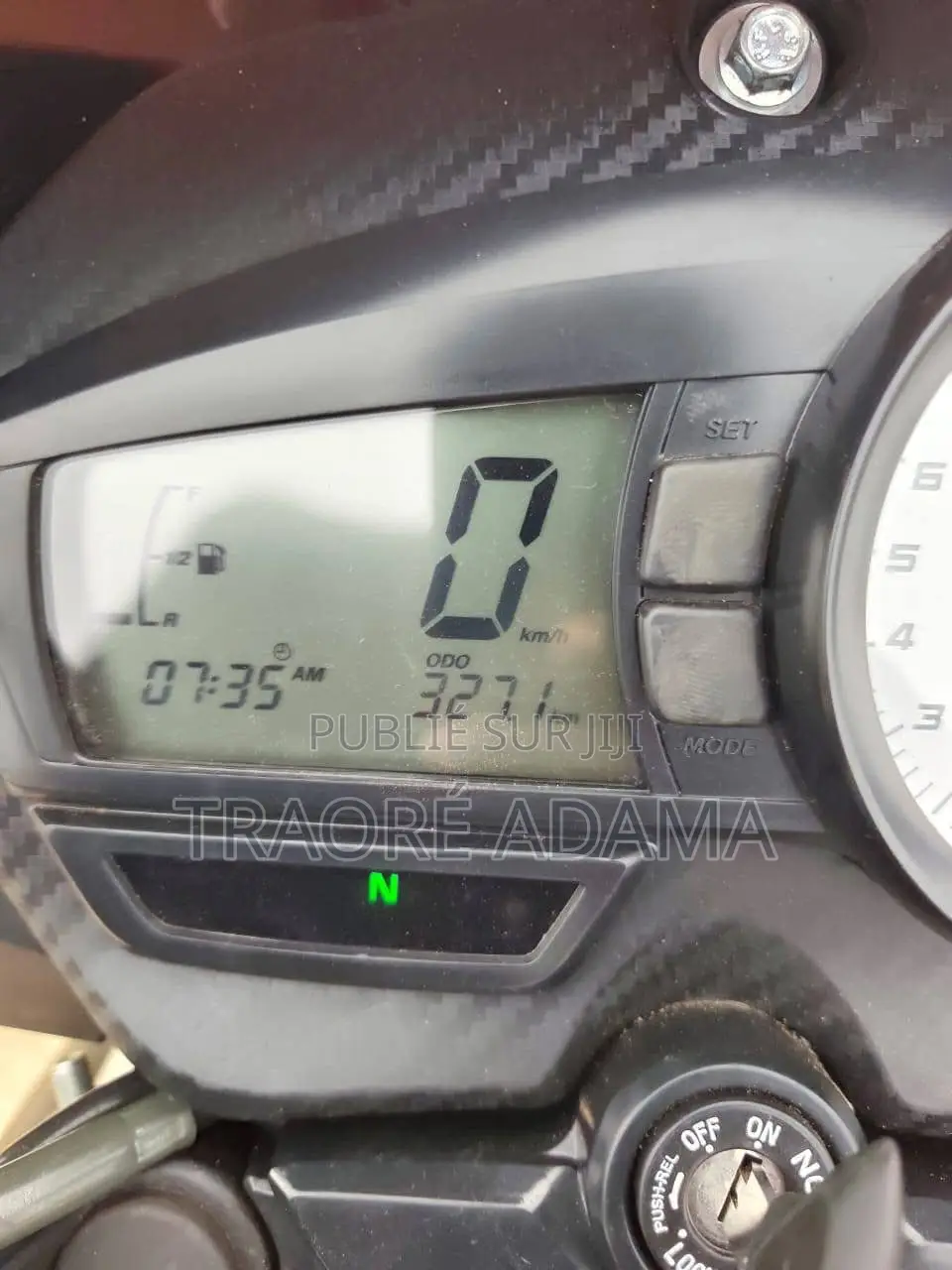 Nouveau TVS Apache 180 RTR 2023 Autre