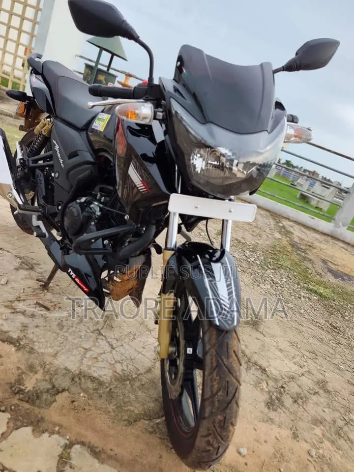 Nouveau TVS Apache 180 RTR 2023 Autre