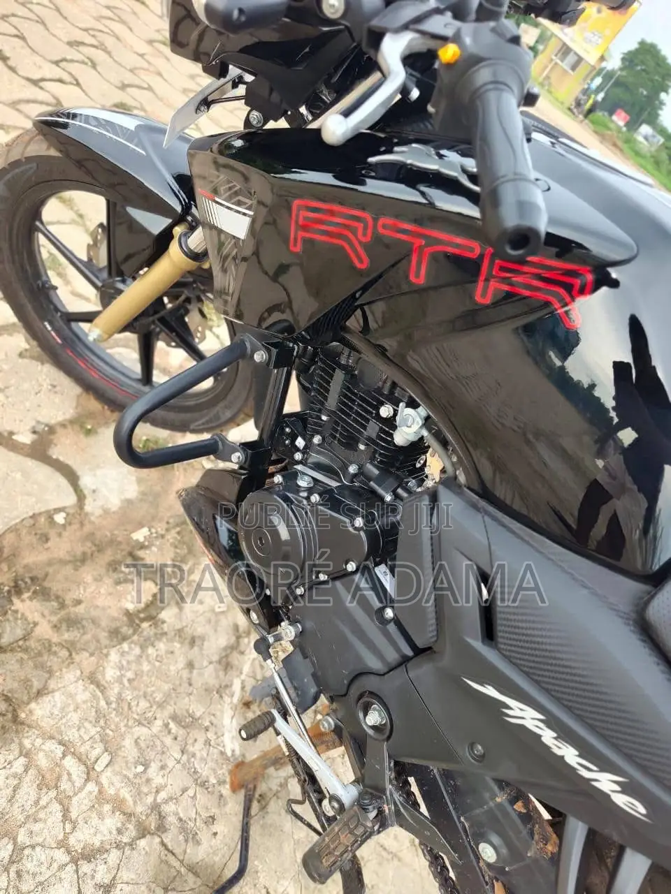 Nouveau TVS Apache 180 RTR 2023 Autre