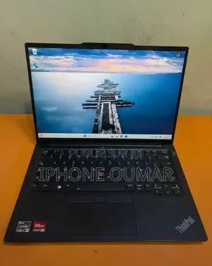 Nouveau Fujitsu Celsius W550 36GB Intel Core Ultra 5 SSHD+SSD 72GB