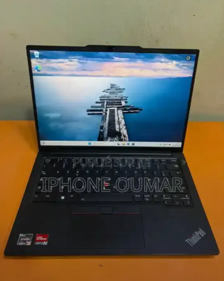 Nouveau Fujitsu Celsius W550 36GB Intel Core Ultra 5 SSHD+SSD 72GB