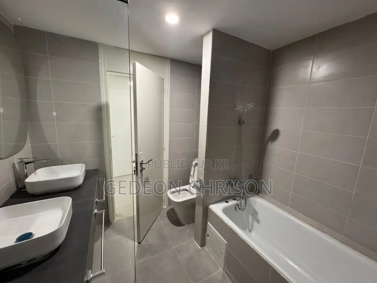 4chbre Appartement dans Cocody à Louer