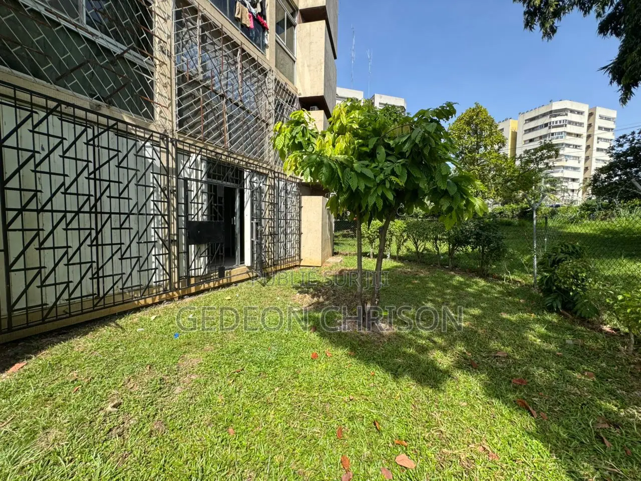 4chbre Appartement dans Cocody à Louer